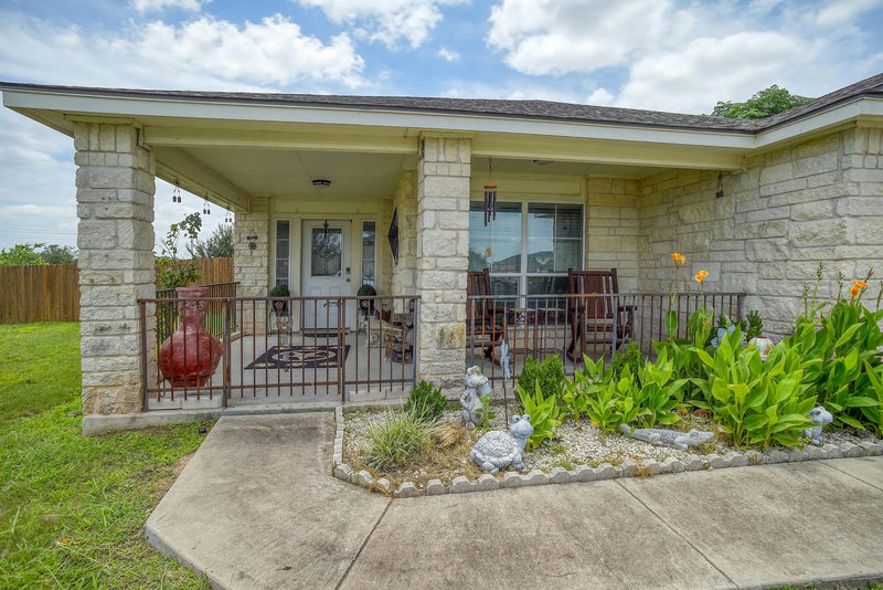 409 S. Hunting Lodge Ln — exterior
