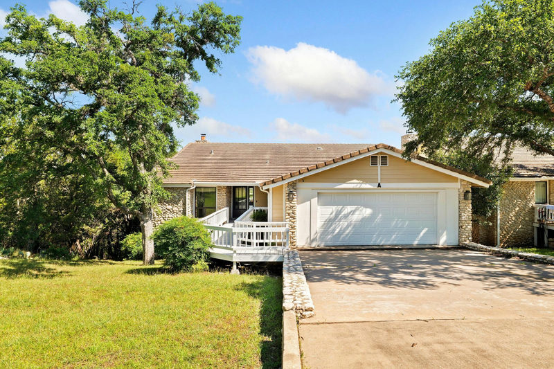 310 Dogie Dr #A — exterior