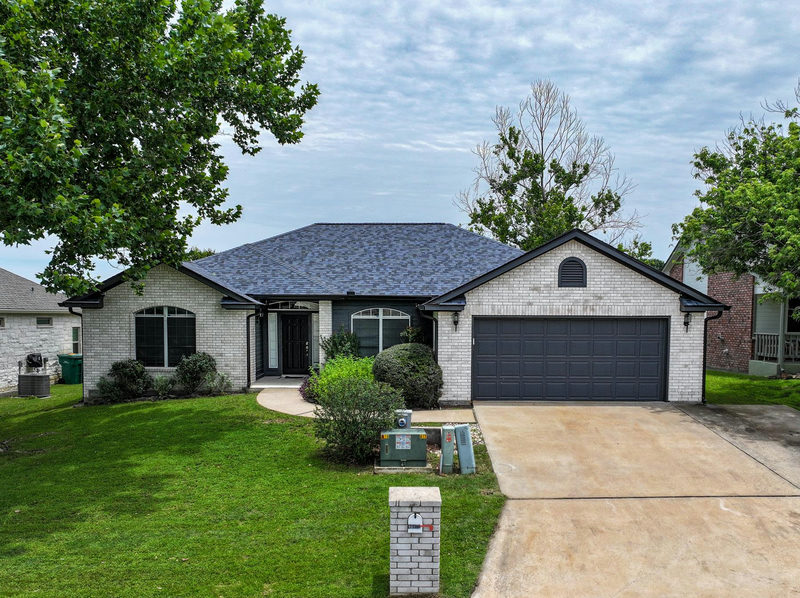 408 Spyglass St — exterior