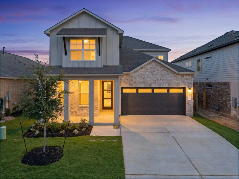 4717 College Square Dr — exterior