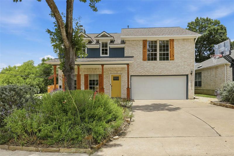 2424 Roundabout Ln — exterior