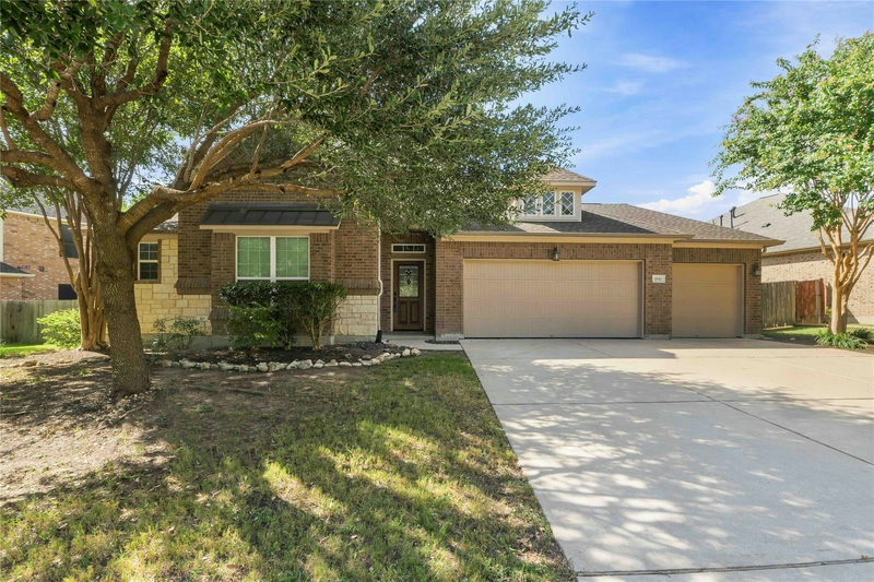1610 Elkins Ln — exterior