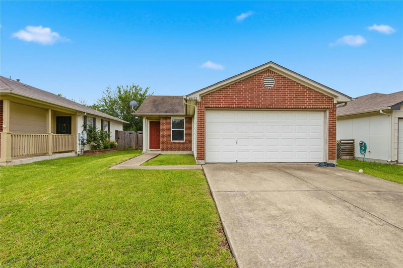16112 Hamilton Point Cir — exterior