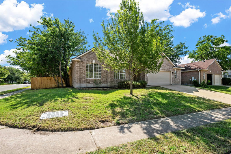 2212 Speidel Dr — exterior