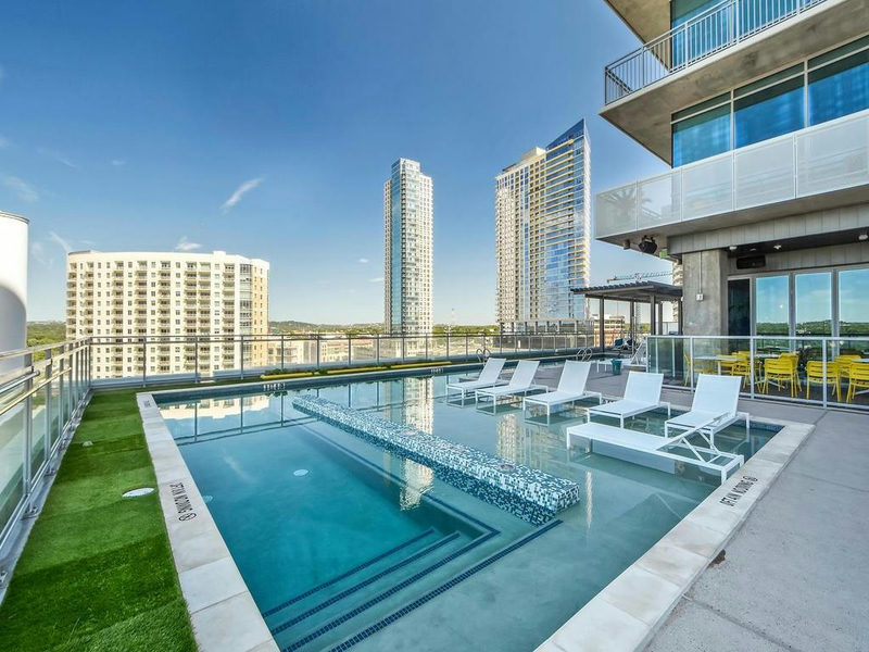 222 West Ave #1307