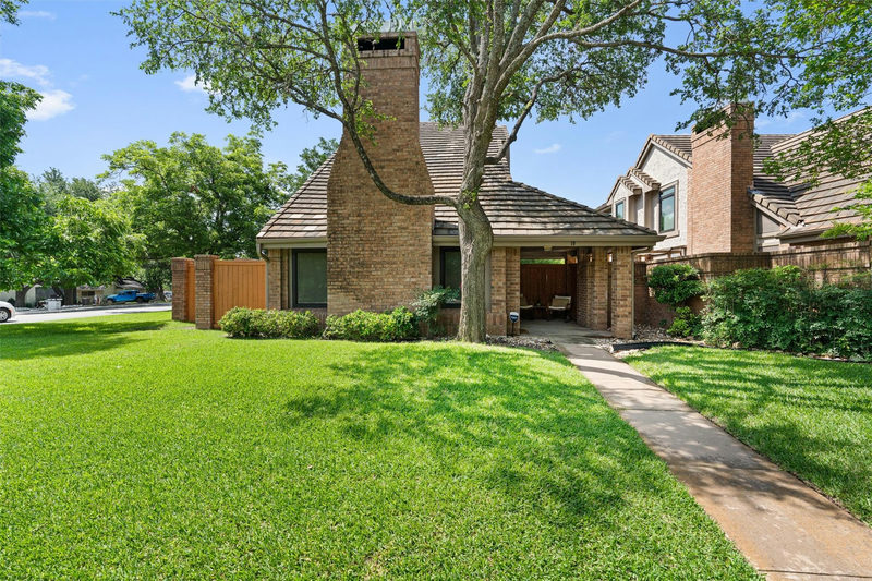 11310 Spicewood Club Dr #19 — exterior