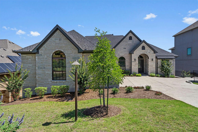15200 Dorothy Dr — exterior
