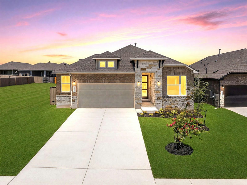 112 Salado Creek Trl — exterior