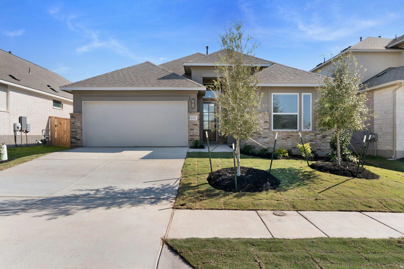 4312 College Square Dr — exterior