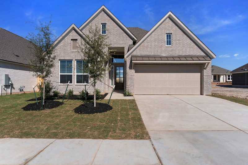 4746 Regents Pl — exterior