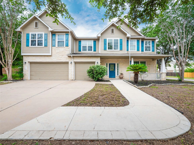 125 Hometown Pkwy — exterior