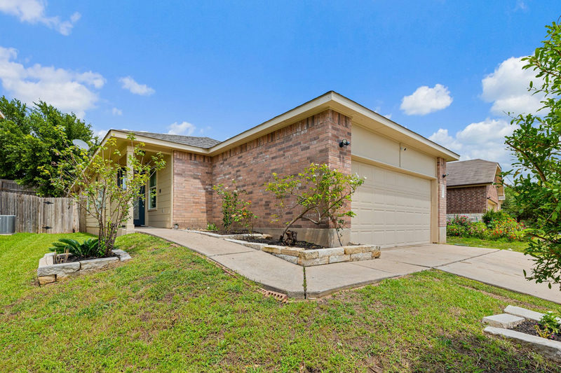 9000 Southwick Dr — exterior