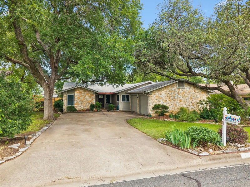 6101 Sun Vista Dr — exterior