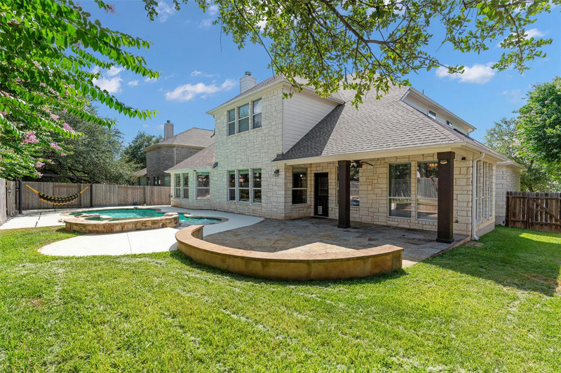 10521 Roy Butler Dr — exterior