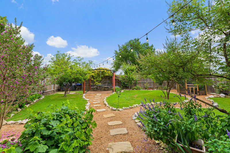 4516 Tiddle Ln — exterior