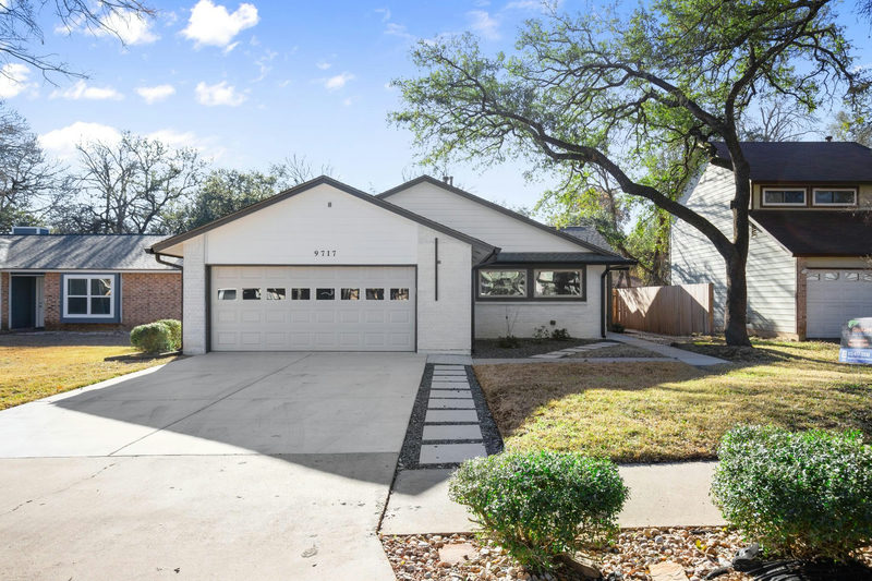 9717 Anderson Village Dr — exterior