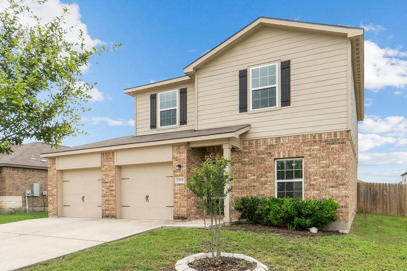 1579 Violet Ln — exterior