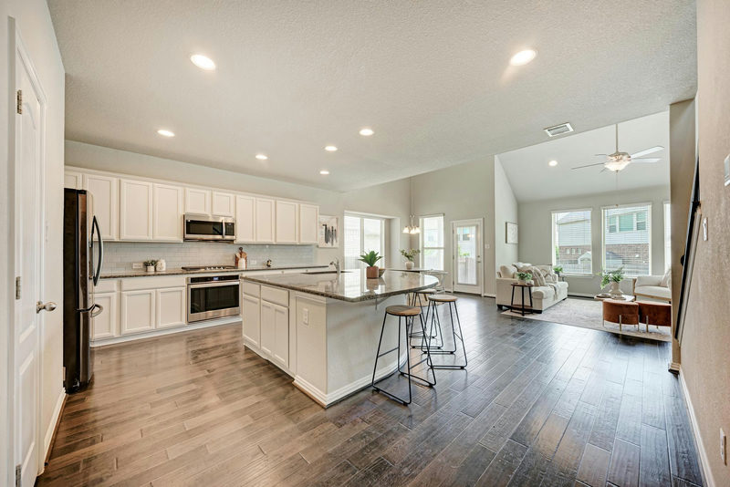 284 Everglade Dr — exterior