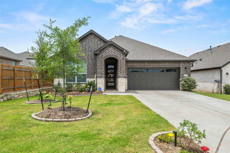 1721 Walnut Grove Bnd — exterior