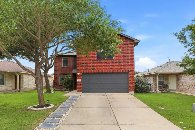 327 Outfitter Dr — exterior