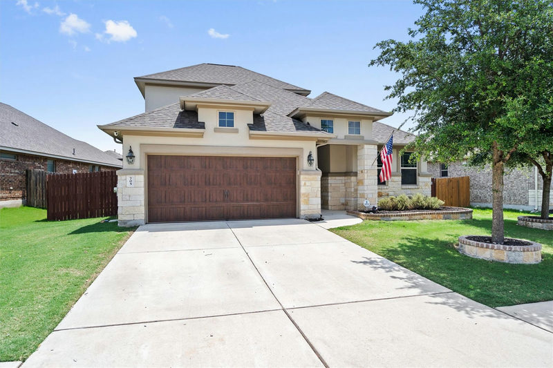 705 Hereford Loop — exterior