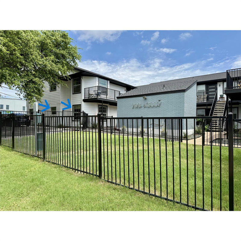 700 Nelray Blvd #101 — exterior