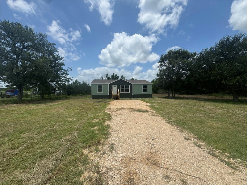 7855 Taylorsville Rd — exterior