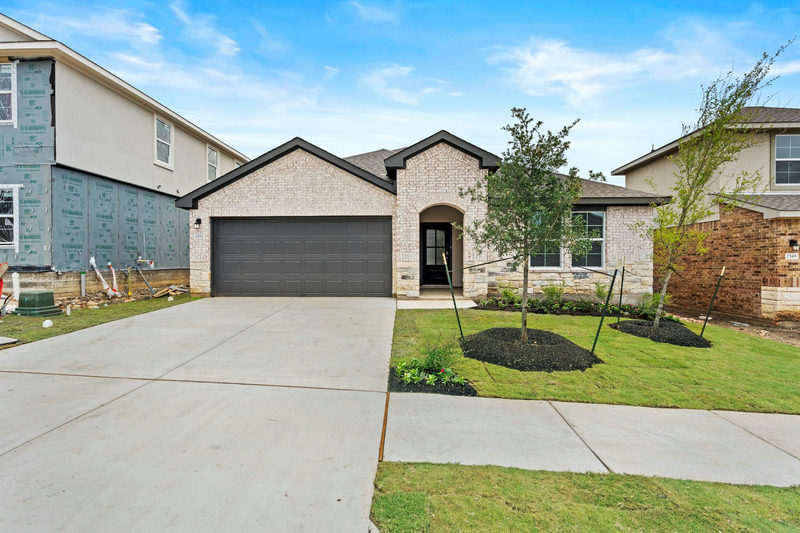 2552 Whittler Rd — exterior