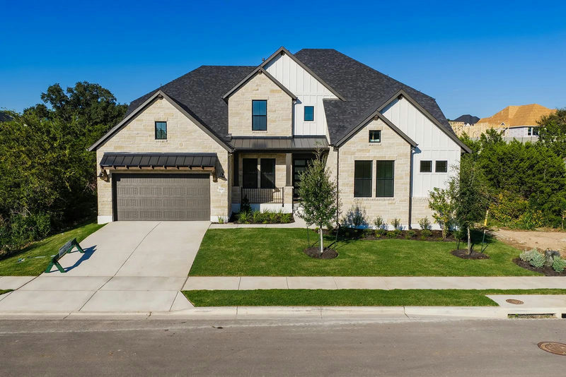 2129 Crimson Sunset Dr — exterior
