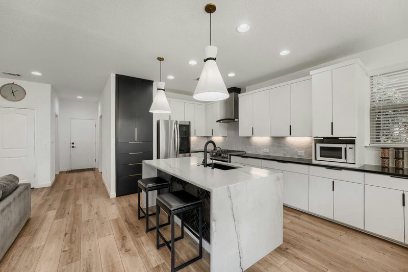 10412 Turnbull Loop — exterior