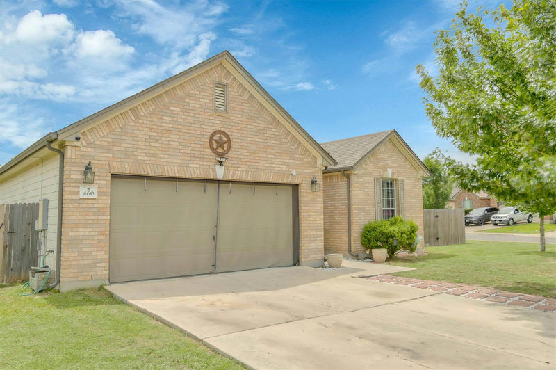 460 Waterleaf Blvd — exterior
