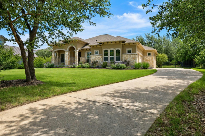 17001 Northlake Hills Dr — exterior