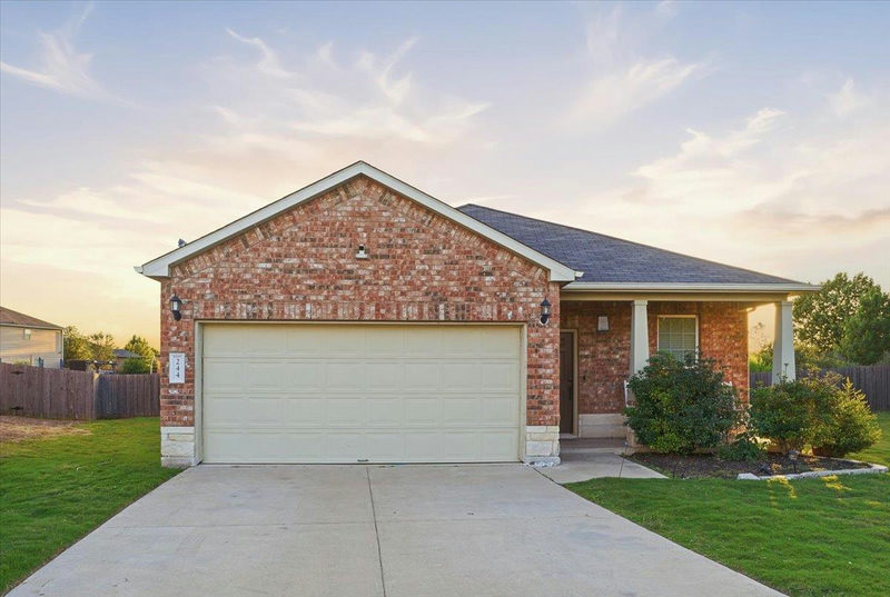 244 Martha Dr — exterior