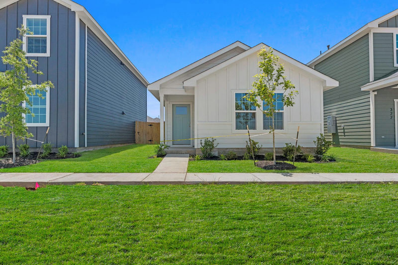 320 Nizao Ln — exterior