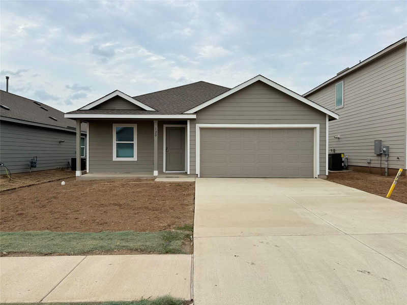 120 W London Dr — exterior