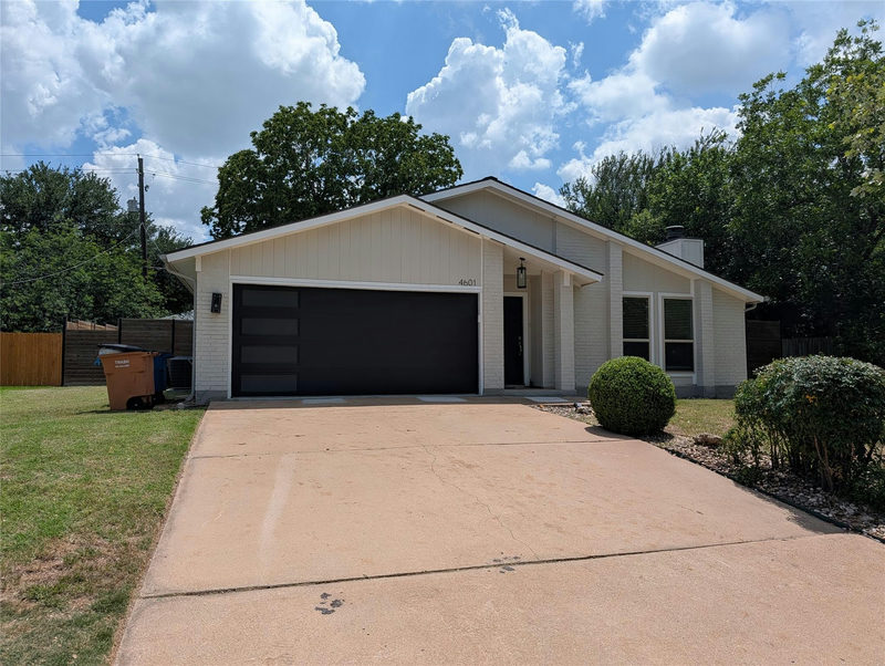 4601 Tamarack Trl — exterior