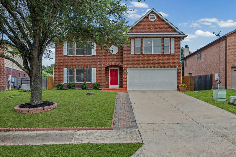 805 Catumet Dr — exterior