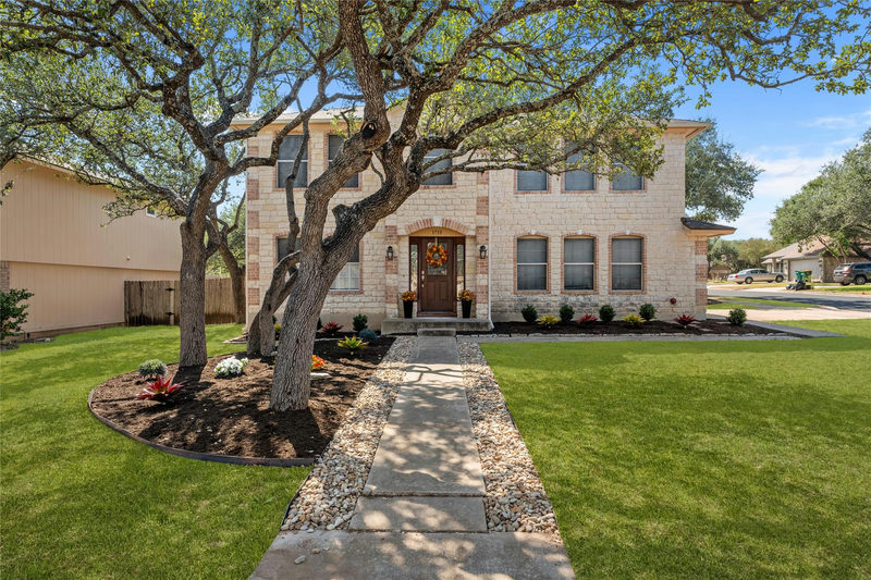 1710 Persimmon Rd — exterior