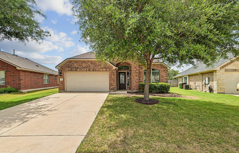1441 Rainbow Parke Dr — exterior