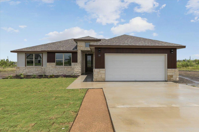 151 Bianca Cir — exterior