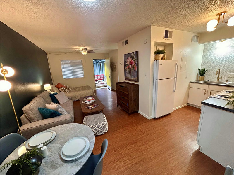 4209 Avenue B Ave #209 — exterior