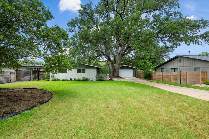 4602 Frontier Trl — exterior