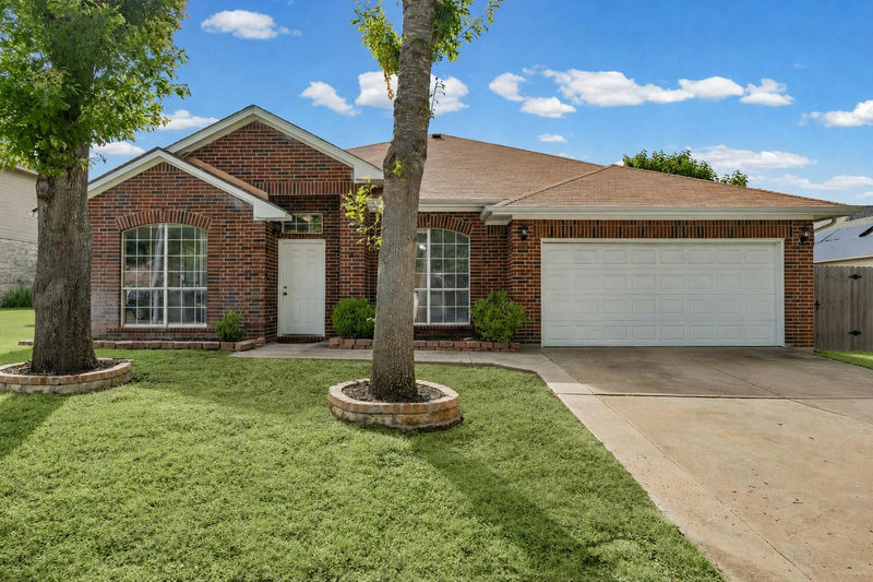 801 Brown Dr — exterior