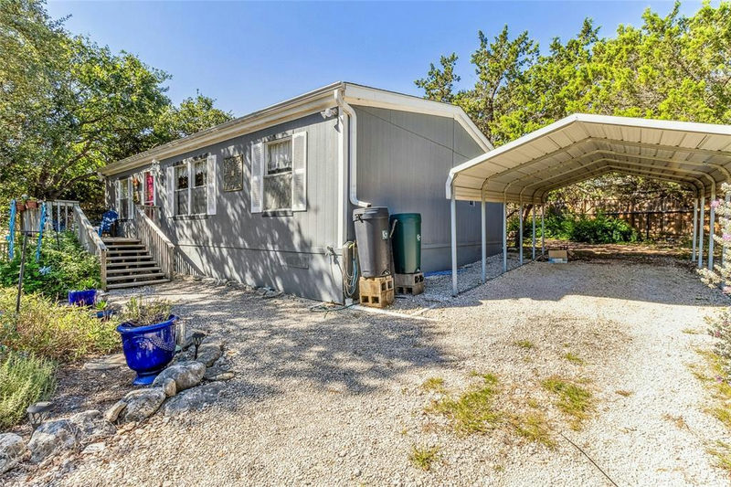 100 Cowpoke Cir — exterior