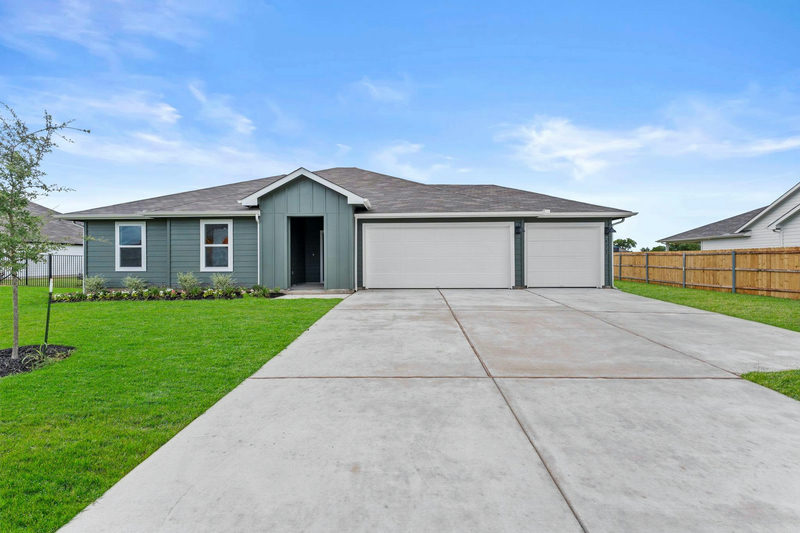 473 ATTICUS Cv — exterior