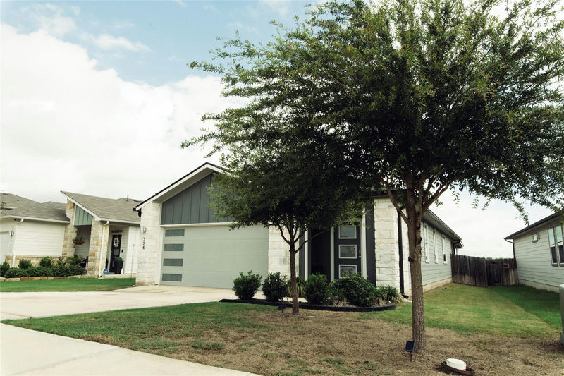 324 Millbrook Blvd — exterior
