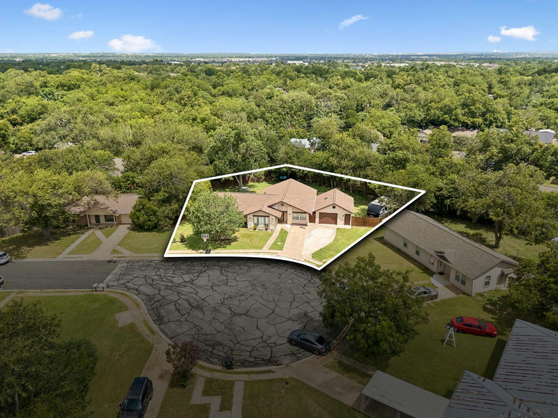 1508 Glen Burnie Dr — exterior