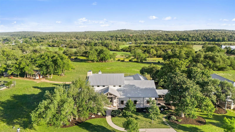 3870B Creek Rd — exterior