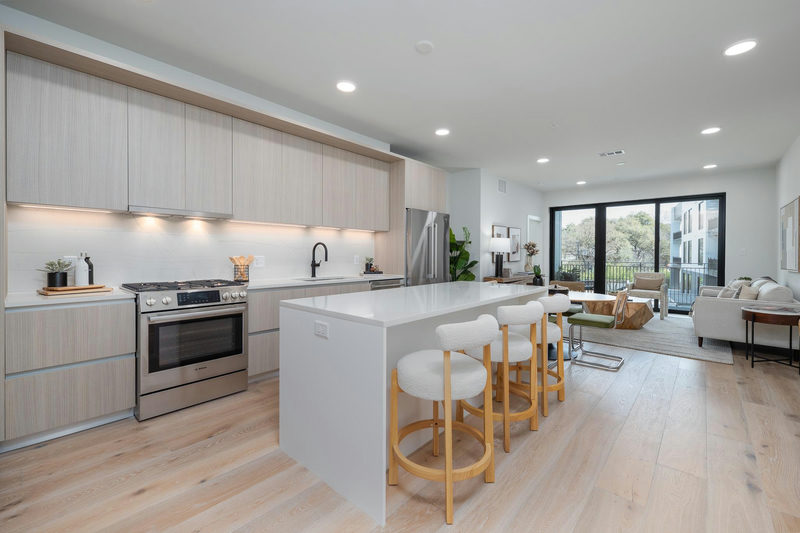 2209 S 1st St #237 — exterior
