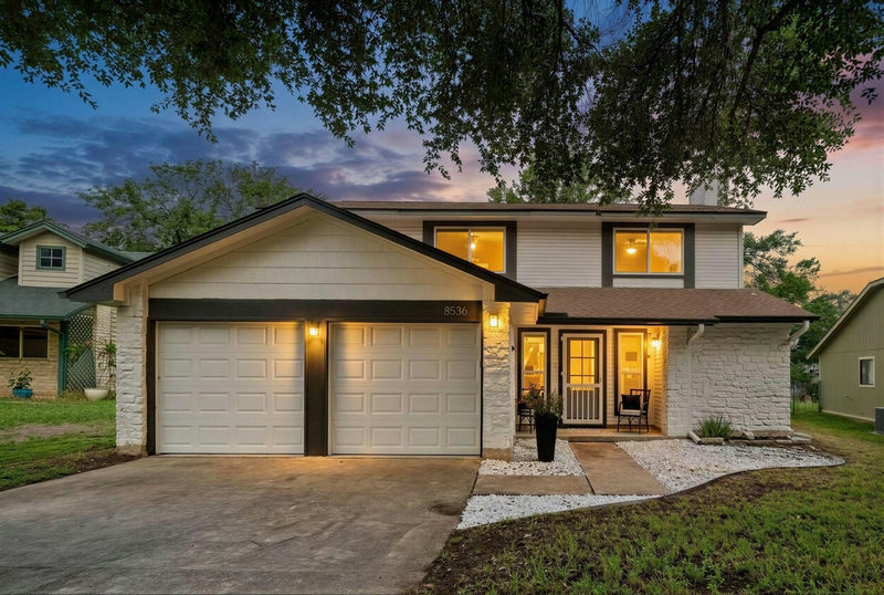 8536 Birmingham Dr — exterior